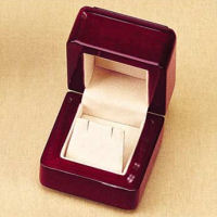  Single earring box in brown Rosewood 8x2x1.38